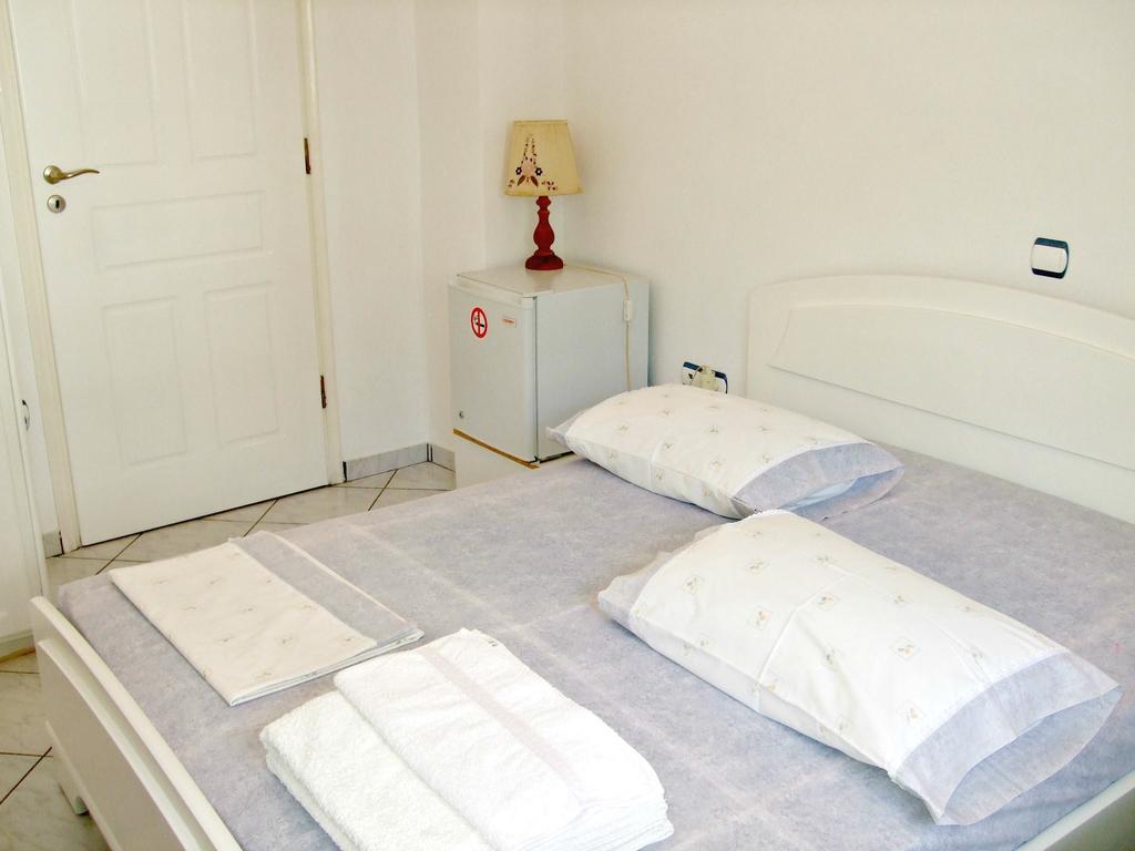 Kristallia Rooms Monasztiráki Szoba fotó