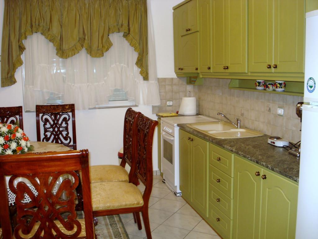 Kristallia Rooms Monasztiráki Kültér fotó